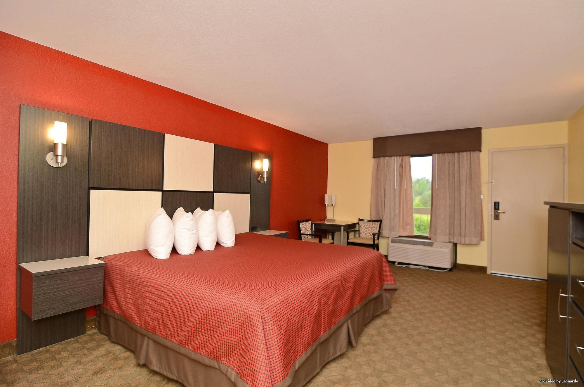 Best Western Cades Cove Inn Townsend Room photo